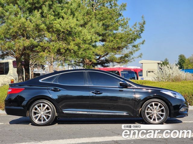 Hyundai Grandeur 2015 — photo 8