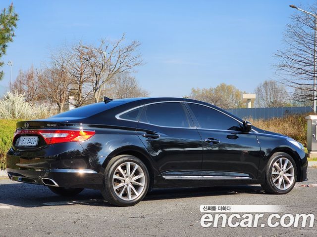 Hyundai Grandeur 2015 — photo 9