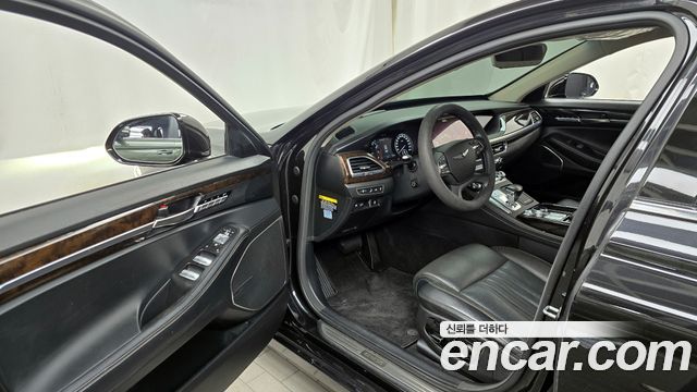 Genesis G90 2019 — photo 10