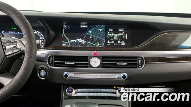 Genesis G90 2019 — photo 14