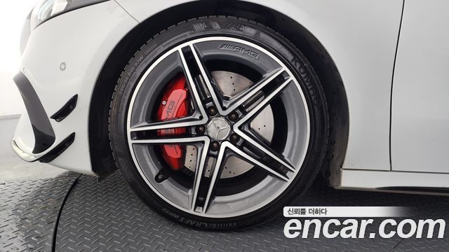 Mercedes-Benz A-Class 2021 — photo 5