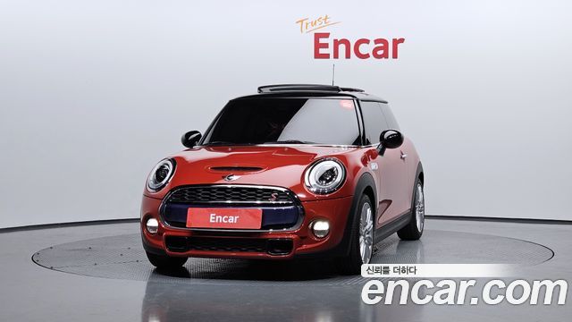 Mini Cooper 2018 — photo 3