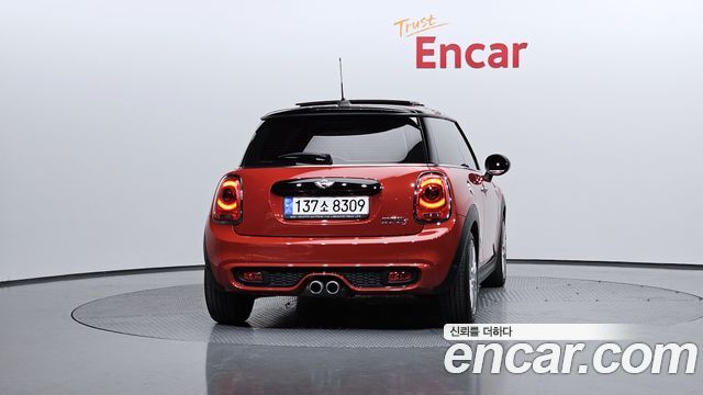 Mini Cooper 2018 — photo 4