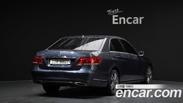 Mercedes-Benz E-Class 2016 — photo 2