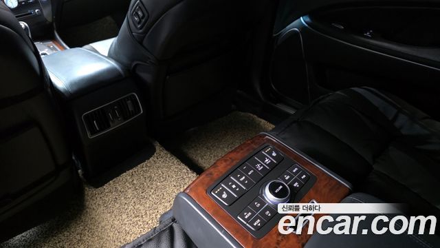 Hyundai Equus 2012 — photo 18