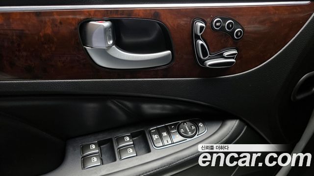 Hyundai Equus 2012 — photo 19
