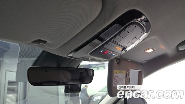 Hyundai Santafe 2021 — photo 18