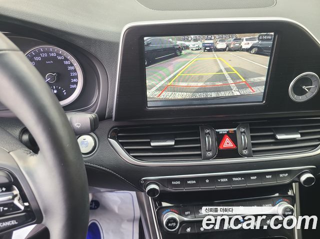 Hyundai Grandeur 2017 — photo 16