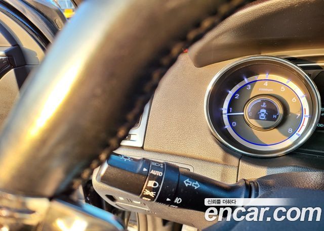 Hyundai Sonata 2010 — photo 10