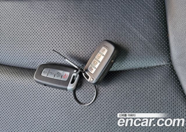 Hyundai Sonata 2010 — photo 20