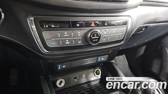 KG Mobility Rexton 2019 — photo 18