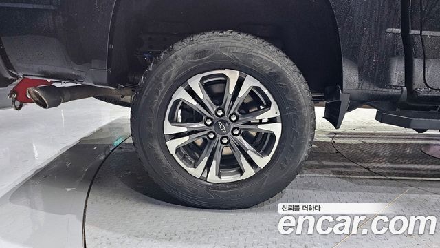 Chevrolet Korea Colorado 2021 — photo 5