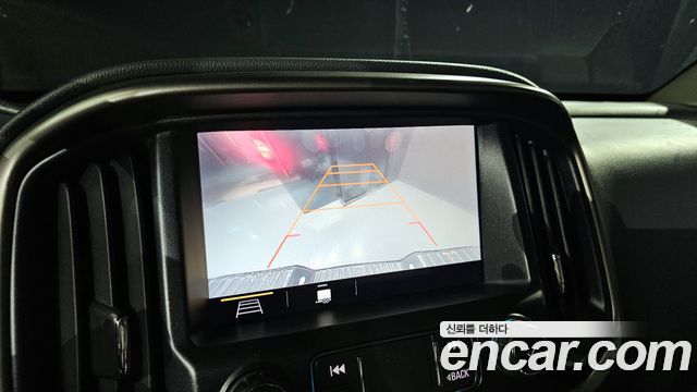 Chevrolet Korea Colorado 2021 — photo 18
