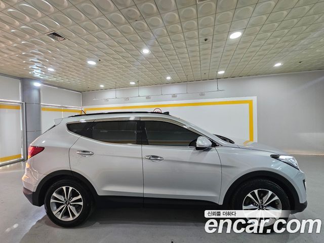 Hyundai Santafe 2015 — photo 16