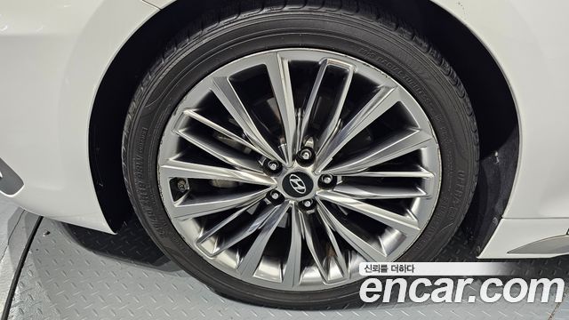 Hyundai Grandeur 2018 — photo 5