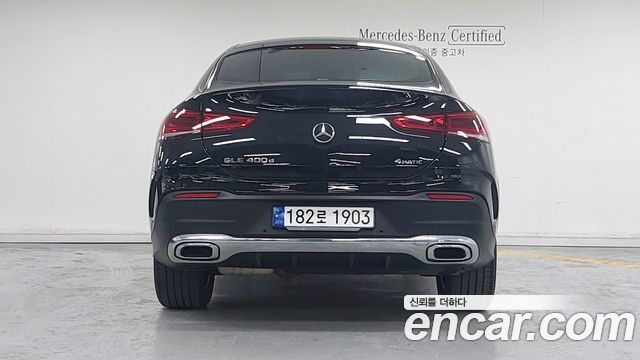 Mercedes-Benz GLE-Class 2021 — photo 4
