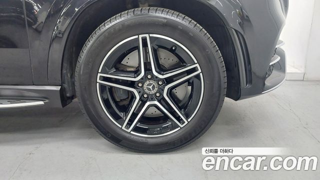 Mercedes-Benz GLE-Class 2021 — photo 5