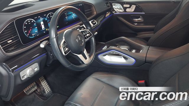 Mercedes-Benz GLE-Class 2021 — photo 9