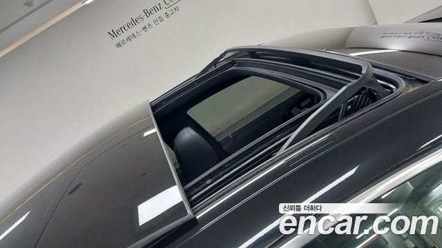 Mercedes-Benz GLE-Class 2021 — photo 12