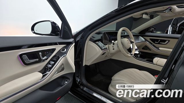 Mercedes-Benz S-Class 2022 — photo 11