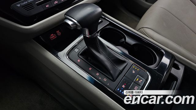 Kia Canival 2018 — photo 9