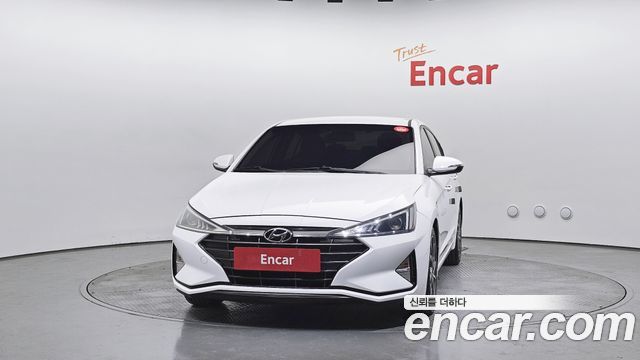 Hyundai AVANTE 2019 — photo 3