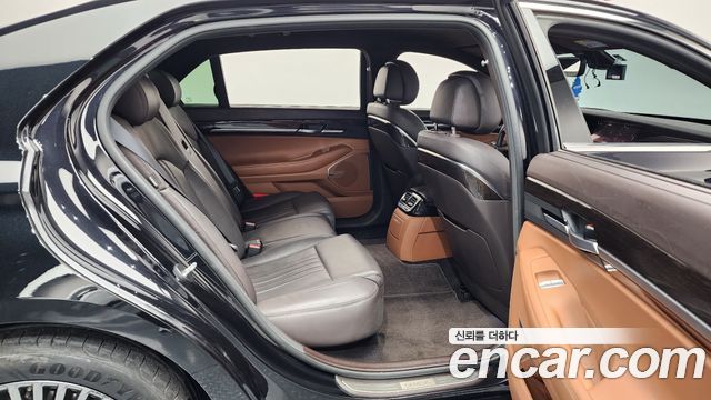 Genesis G90 2021 — photo 12