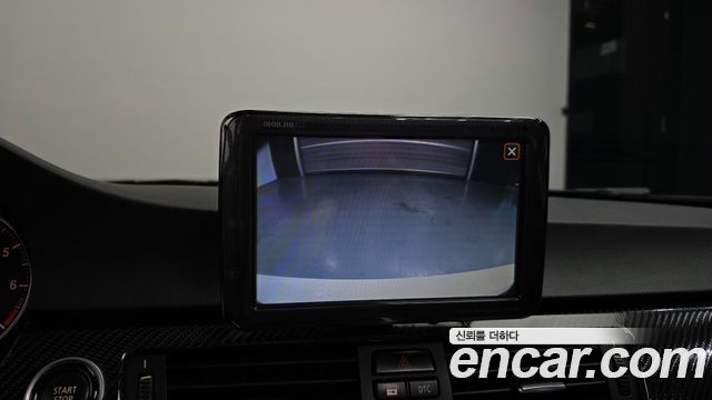 BMW 3-Series 2010 — photo 17