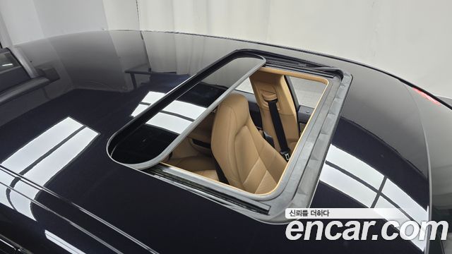 Porsche Panamera 2016 — photo 16
