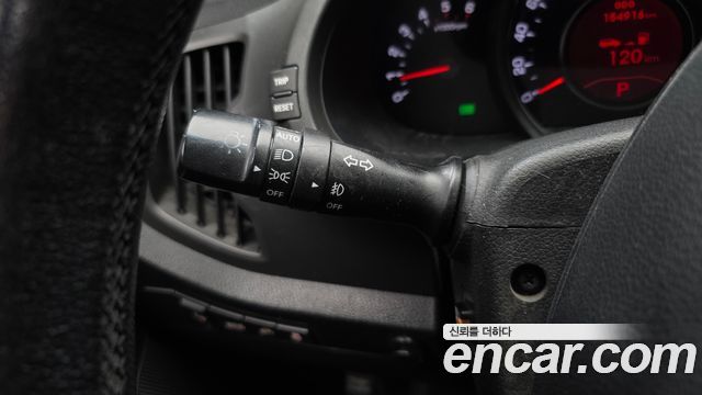 Kia Sportage 2012 — photo 17