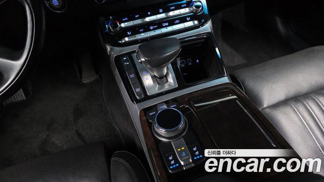 Genesis EQ900 2016 — photo 9