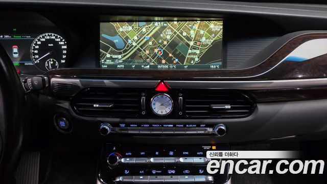 Genesis EQ900 2016 — photo 15