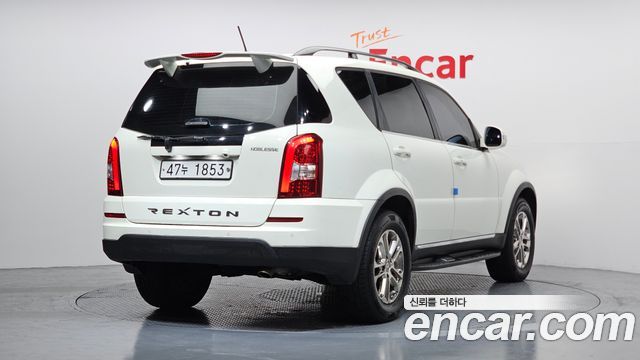 KG Mobility Rexton 2015 — photo 2