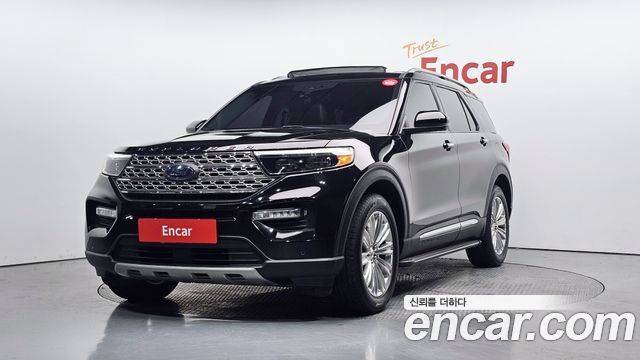 Ford Explorer 2021 — photo 1