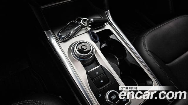 Ford Explorer 2021 — photo 9