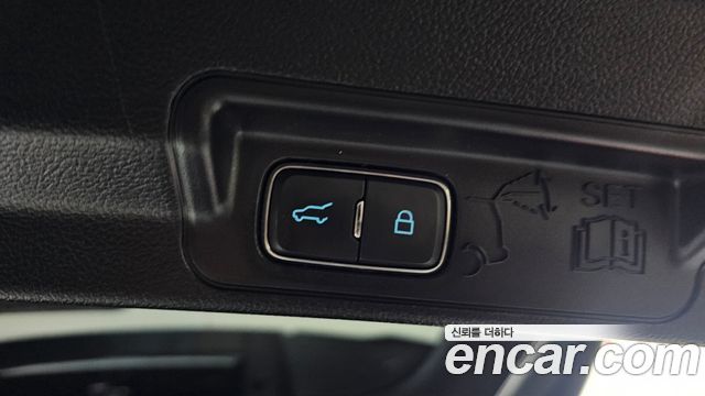 Ford Explorer 2021 — photo 20