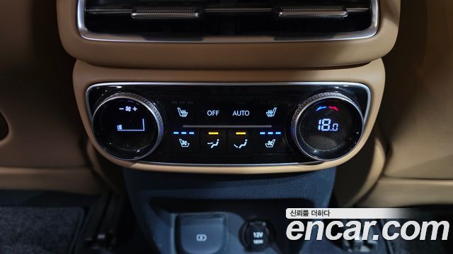 Genesis GV80 2021 — photo 19