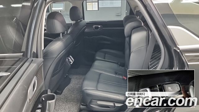 Kia Sorento 2021 — photo 11