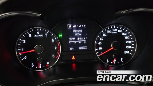 Kia K3 2017 — photo 8