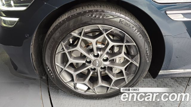 Genesis G80 2022 — photo 5
