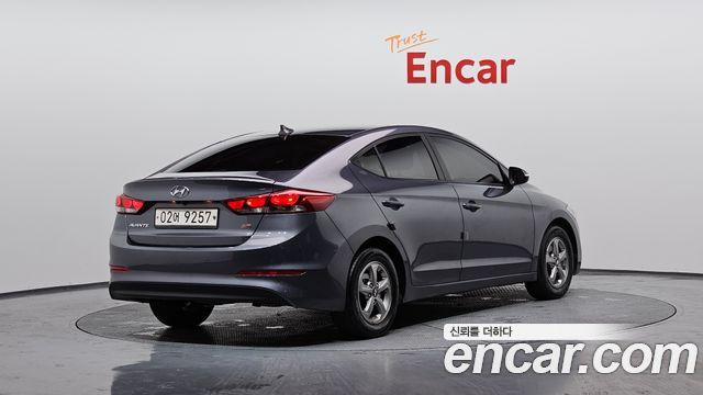 Hyundai AVANTE 2017 — photo 2