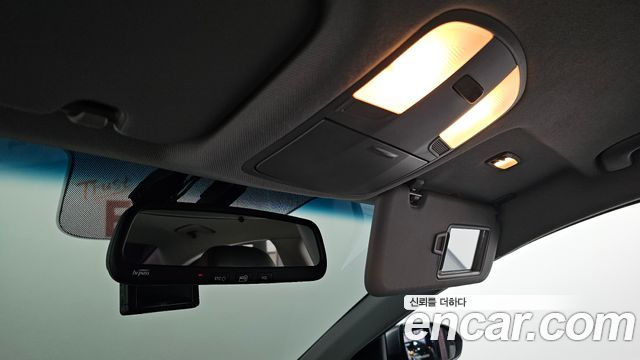 Hyundai AVANTE 2017 — photo 17