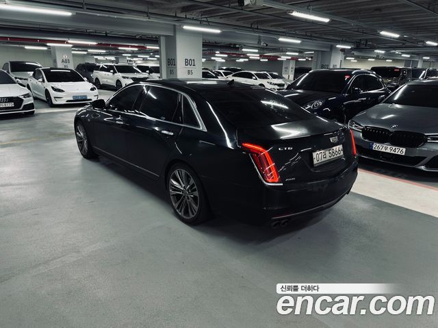 Cadillac CT6 2018 — photo 2