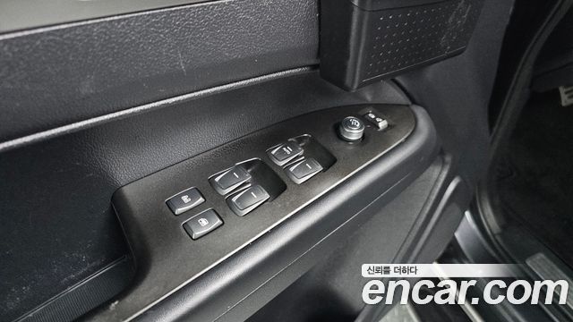 KG Mobility Rexton 2019 — photo 19