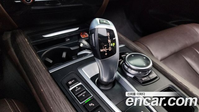 BMW X5 2014 — photo 9