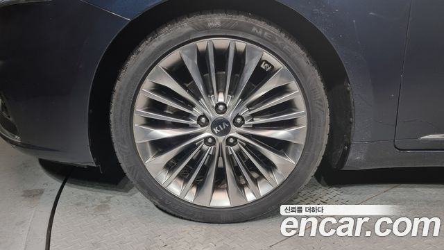 Kia K7 2017 — photo 5