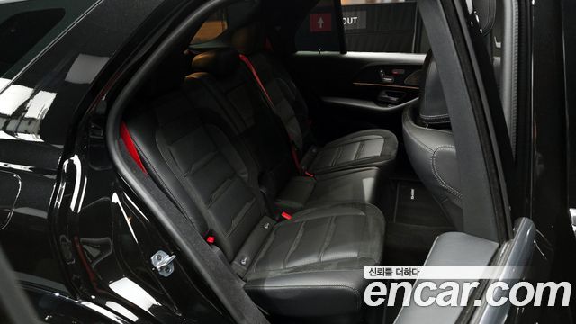 Mercedes-Benz GLE-Class 2024 — photo 13