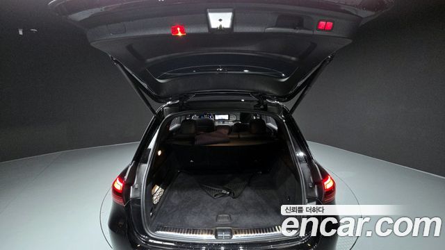 Mercedes-Benz GLE-Class 2024 — photo 20