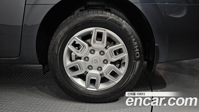 Hyundai Staria 2023 — photo 5