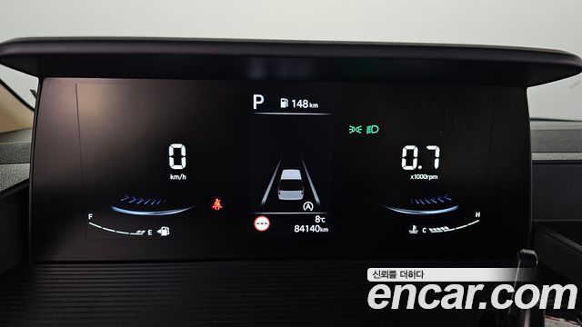 Hyundai Staria 2023 — photo 8